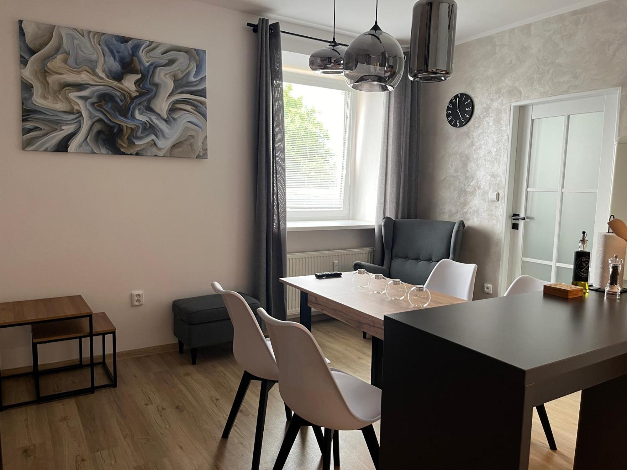 Appartamento Apartman Na Namesti Opočno Esterno foto