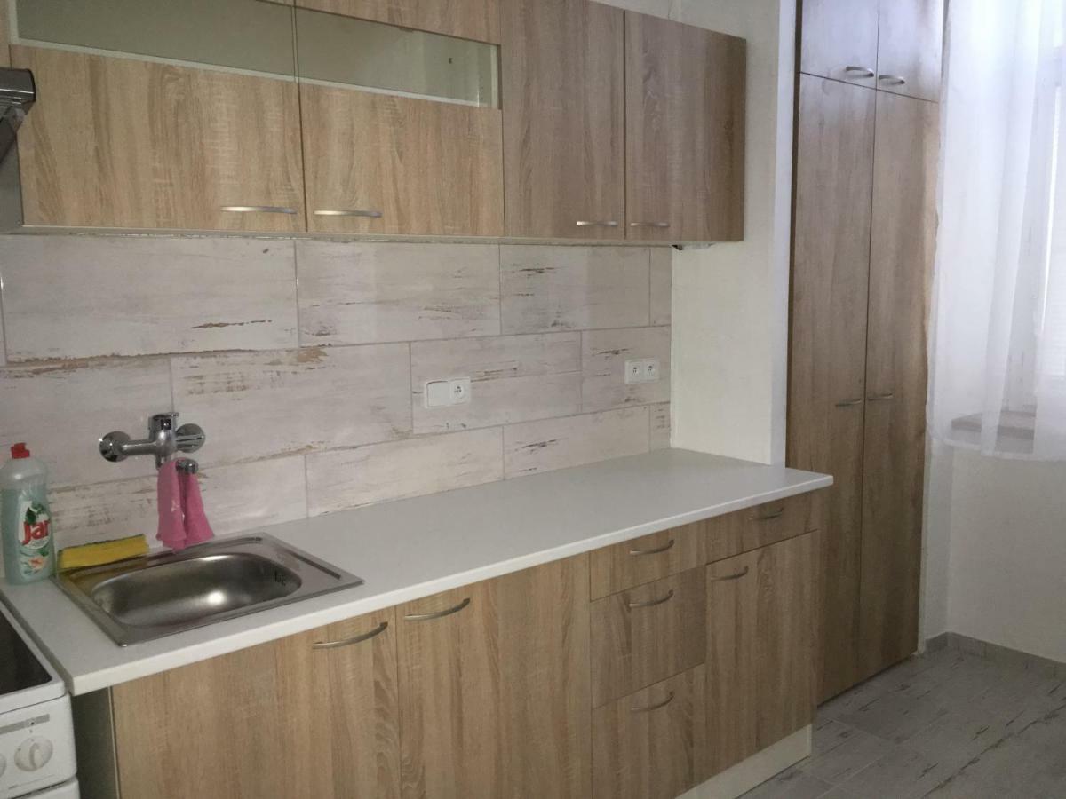 Appartamento Apartman Na Namesti Opočno Esterno foto